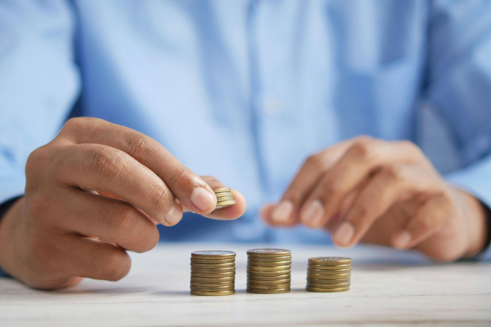 Invoice follow-up and payment tracking